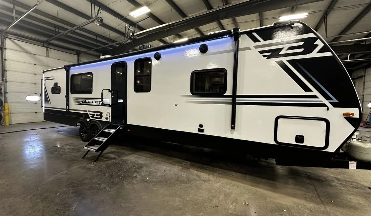 Used RV Buying Guide: How to Spot a Hidden Gem vs. a Money Pit When Shopping Used Travel Trailers